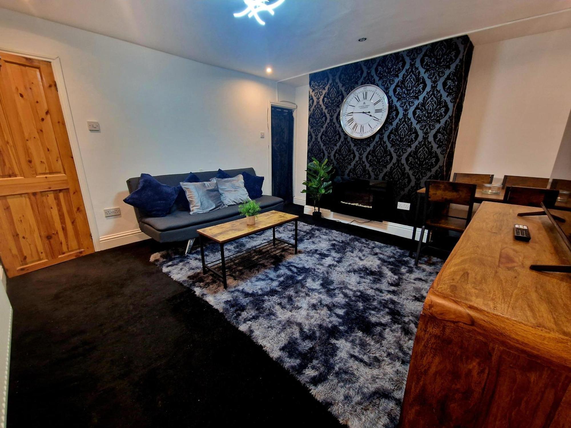 Private Courtyard Apartment In Bradford With Parking Shipley  Zewnętrze zdjęcie